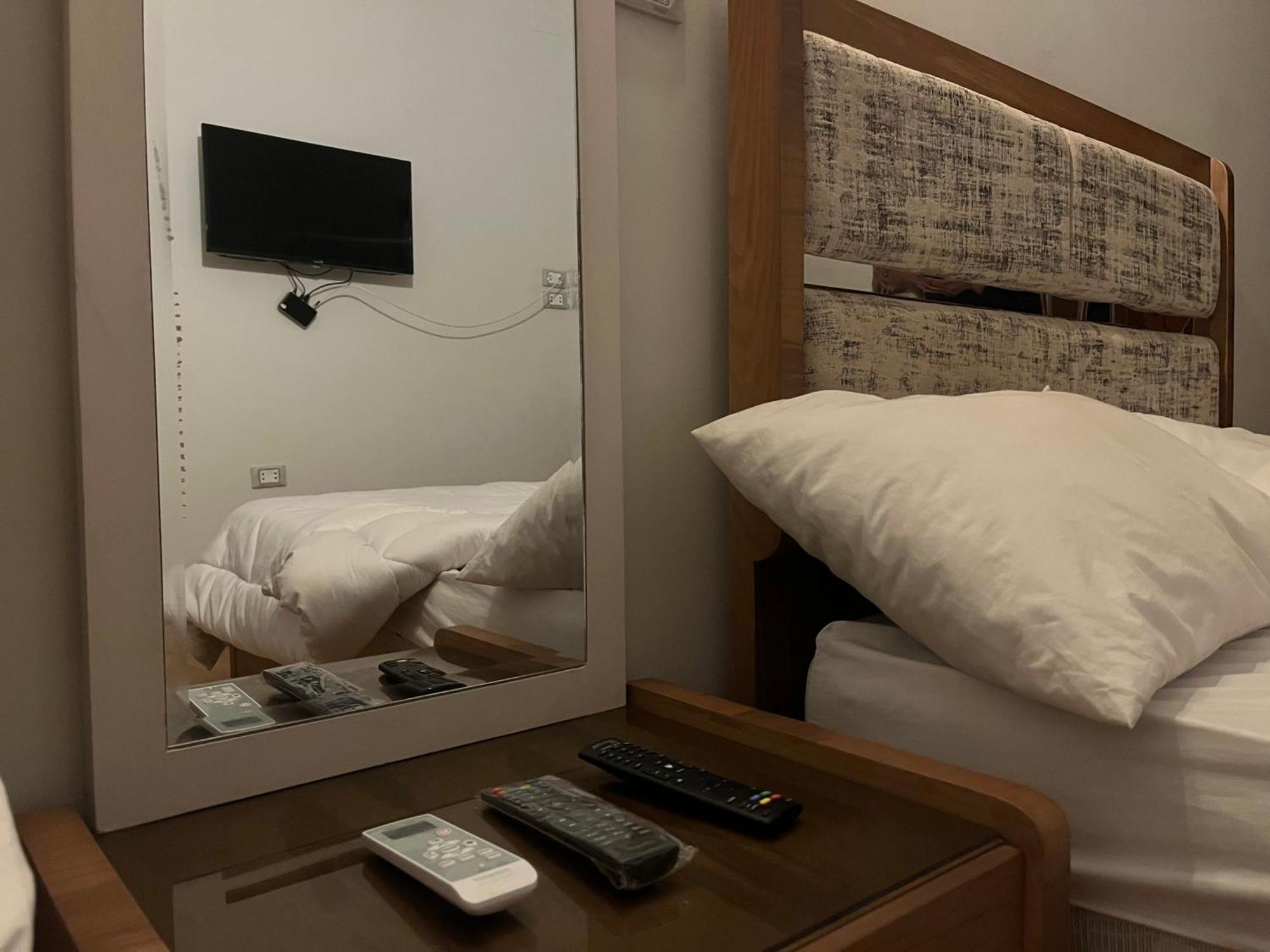 Pyramids Home Inn Cairo Ngoại thất bức ảnh