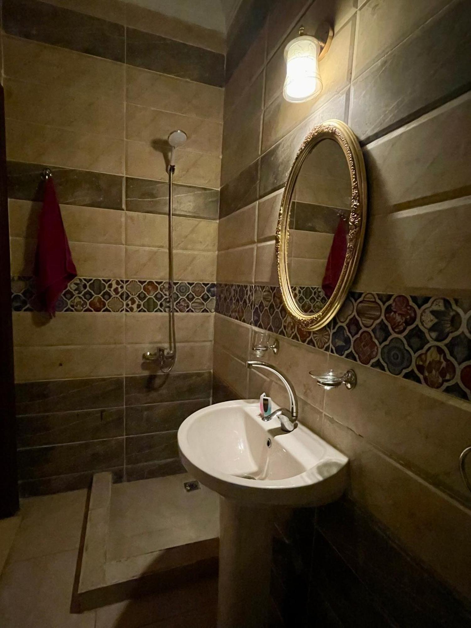 Pyramids Home Inn Cairo Ngoại thất bức ảnh